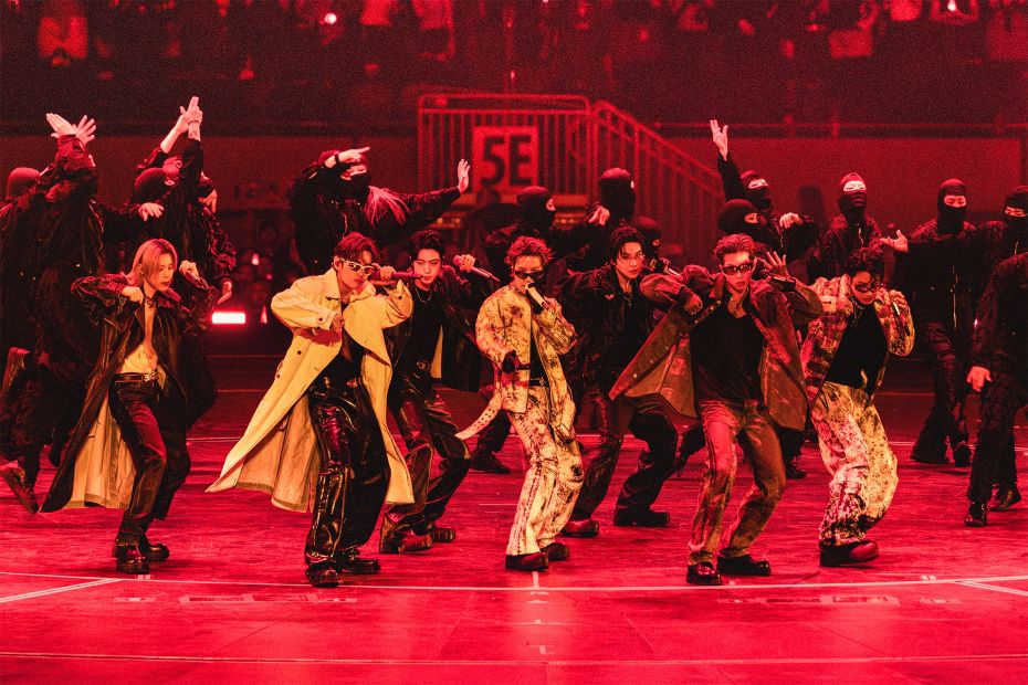 เผย 7 ลุคของศิลปิน BTS จากแบรนด์ Diesel ออกแบบโดย Glenn Martens บนเวที ARIRANG World Tour
