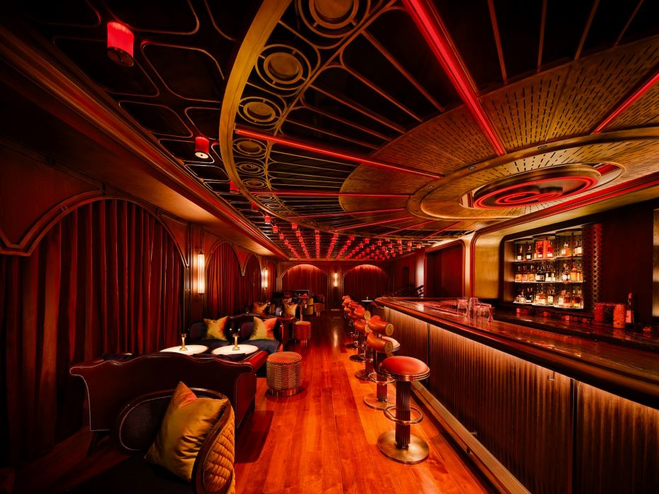 ส่องบาร์ไวบ์เท่ “The O.S.S. Bar” สวยทุกมุม! จนคว้ารางวัล “Best New Design”