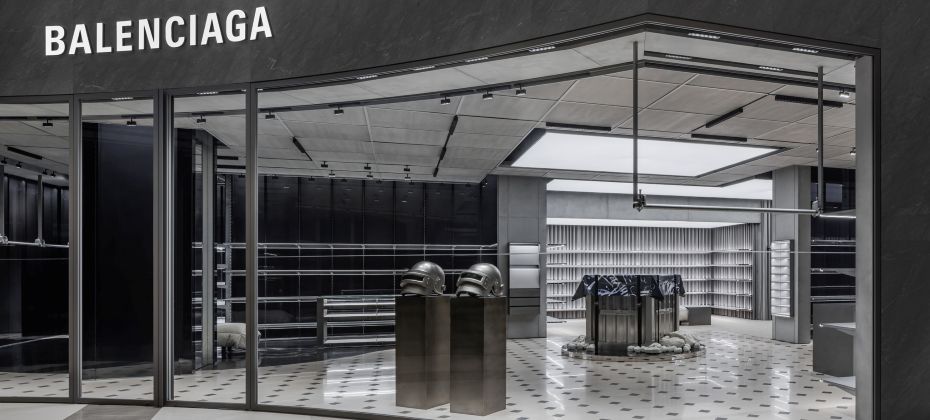 Balenciaga ร่วมมือกับเกม PUBG: BATTLEGROUNDS และ PUBG MOBILE เปิดตัวคอนเทนต์ภายในเกมแบบดีไซน์พิเศษ แคมเปญแอนิเมชัน และสินค้าลิมิเต็ดเอดิชัน