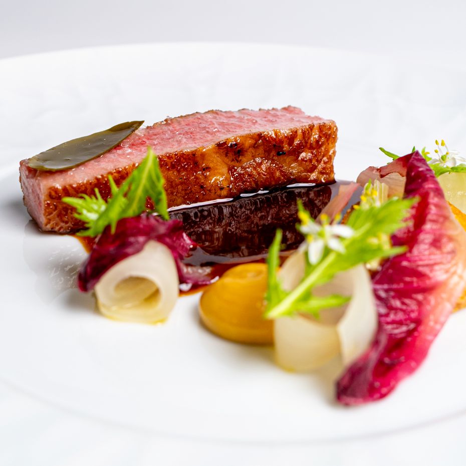 ห้องอาหารเอเลเมนท์ อินสไปร์ บาย เซล เบลอ รักษาดาวมิชลินอย่างต่อเนื่อง 9 ปีซ้อน ตอกย้ำถึงมาตรฐานอันยอดเยี่ยม