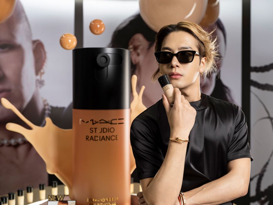 M.A.C Cosmetics เปิดตัวผลิตภัณฑ์ใหม่ “M.A.C Studio Radiance Serum Powered Foundation”
