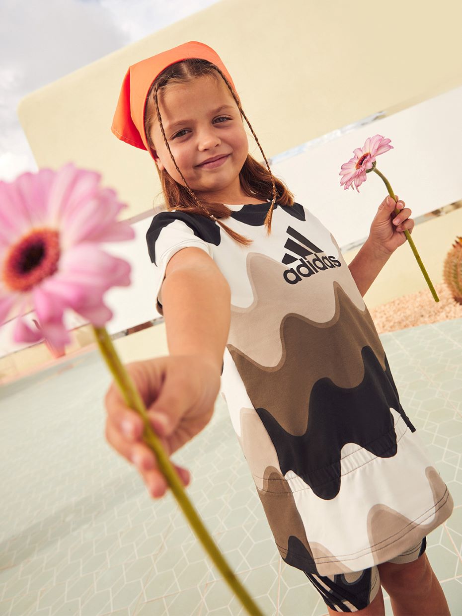 กลับมาเติมสีสันและความสนุกอีกครั้งกับ adidas x Marimekko คอลเลกชันใหม่ SS23