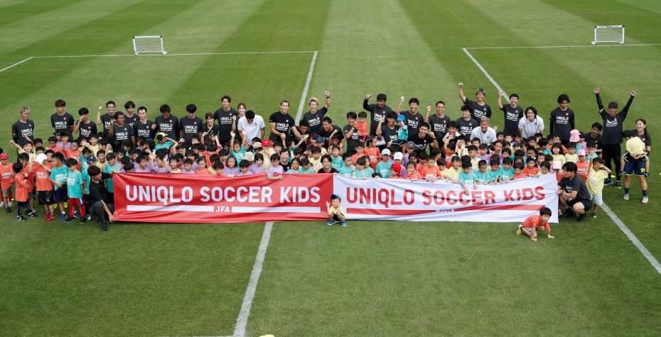 สมาคมฟุตบอลญี่ปุ่น จับมือ ยูนิโคล่ นำร่องกิจกรรมฝึกทักษะฟุตบอลสำหรับเด็กครั้งแรกในไทย ผ่านกิจกรรม JFA UNIQLO Soccer Kids in Thailand